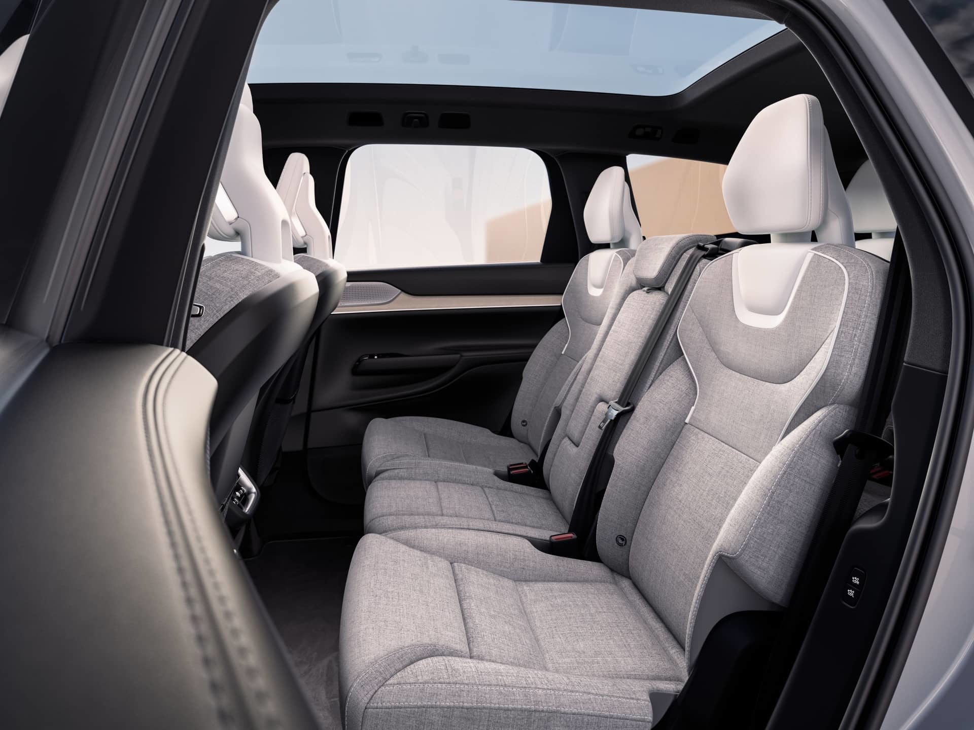 Volvo Ex90