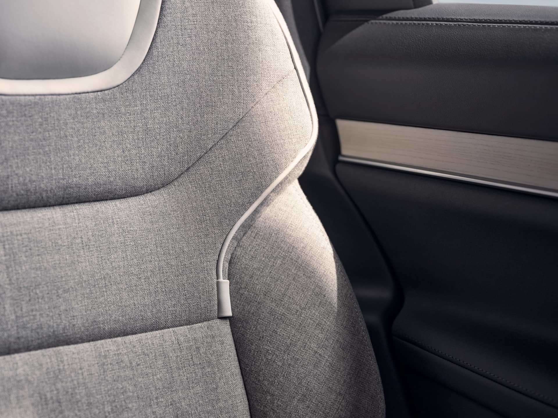 Volvo Ex90