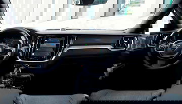 Volvo S60 Anti Suv Interior