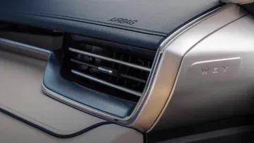 Wey Coffee 01 Interior 17