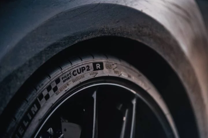 Bugatti Chiron Pur Sport Video Derrape Drift 06