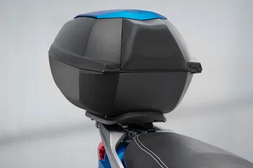 Kymco Agility 125 Azul Movimiento 04