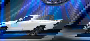 Toyota Hilux Revo 00