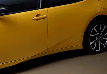 Toyota Prius Phev 2023 13