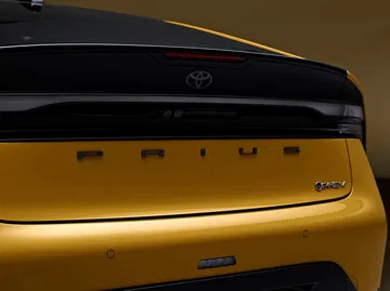 Toyota Prius Phev 2023 15