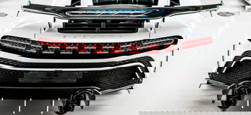 Ultimo Bugatti Centodieci 00