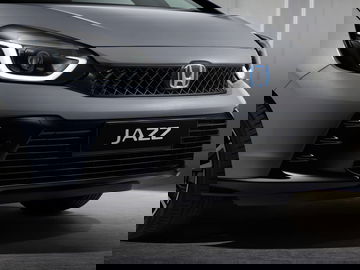 Refreshed Jazz E:hev Line Up Gains New Advance Sport Variant