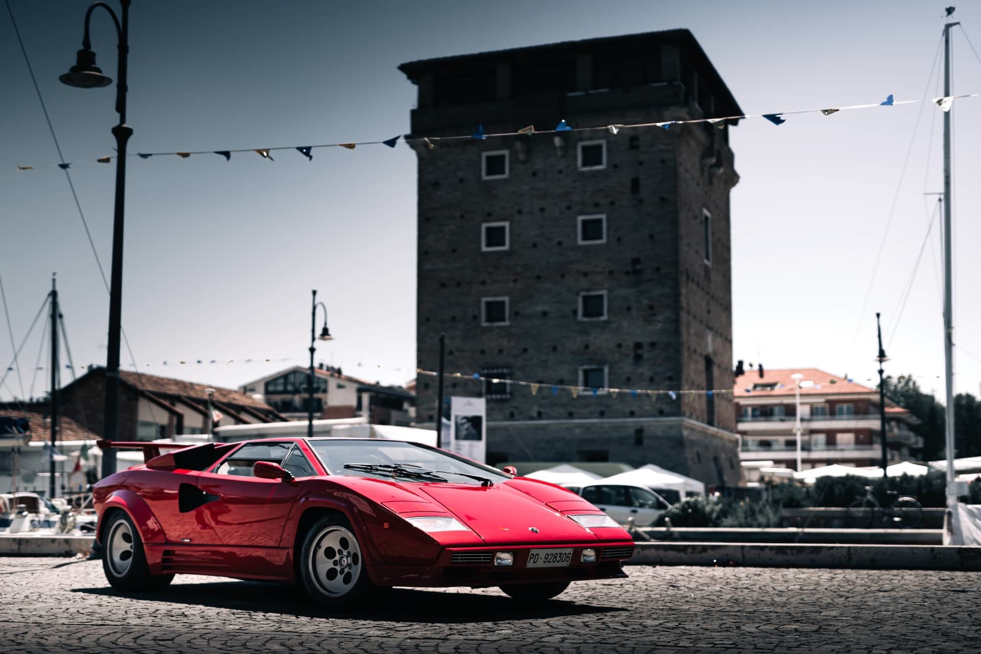 Lamborghini Evolucion Modelos V12 32