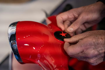 Vespa Solidaria Maria De Villota 12