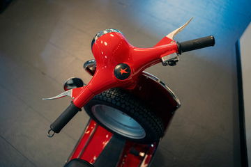 Vespa Solidaria Maria De Villota 18