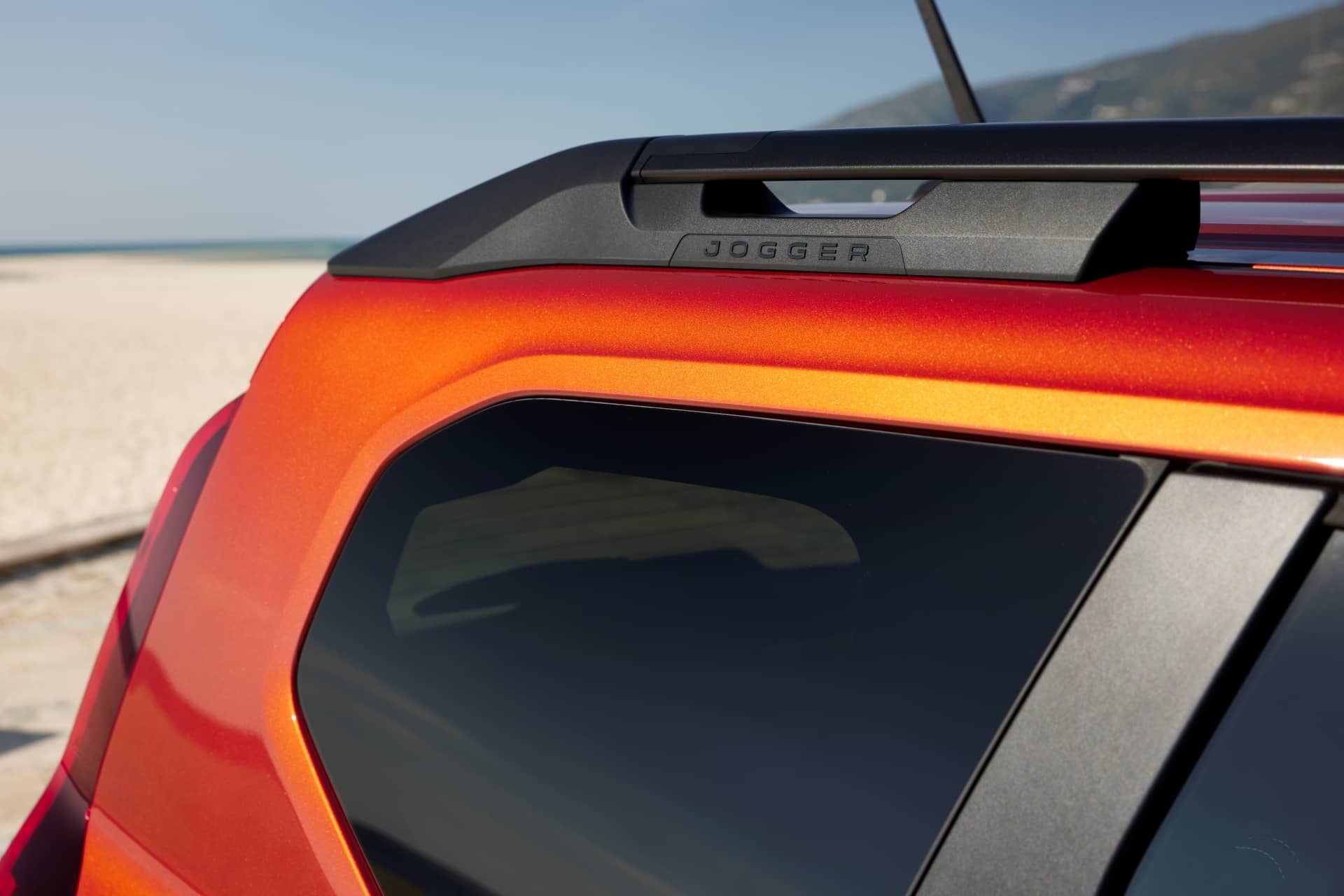 Dacia Jogger Hybrid 2023 102