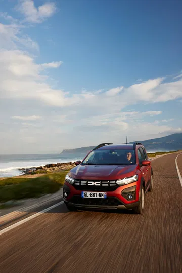 Dacia Jogger Hybrid 2023 125
