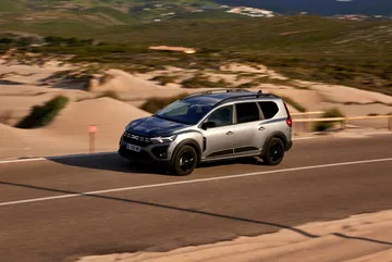 Dacia Jogger Hybrid 2023 66