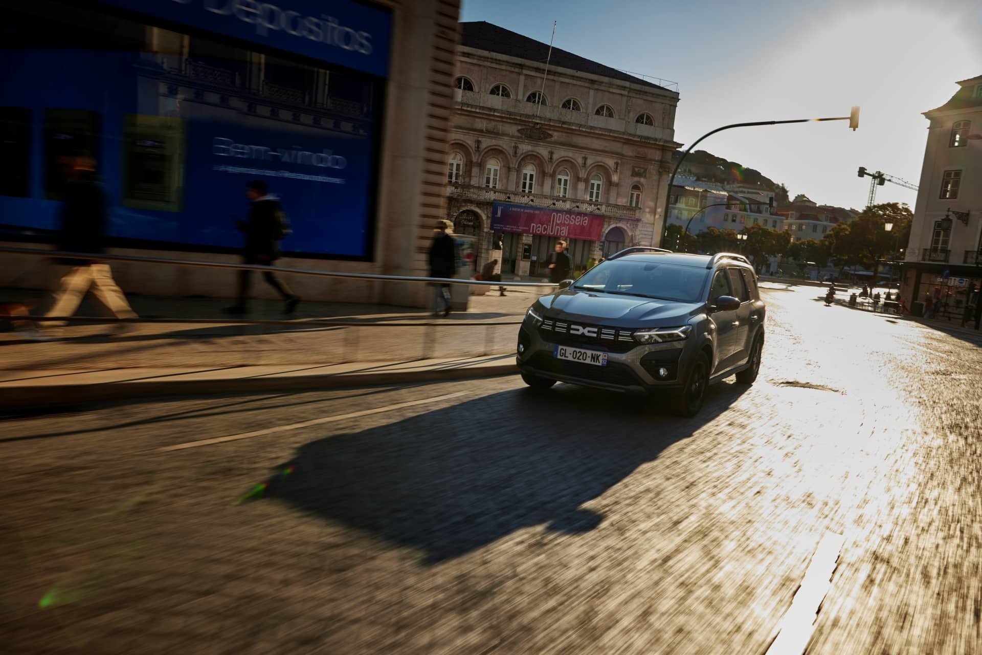Dacia Jogger Hybrid 2023 93
