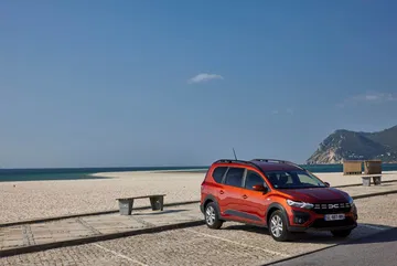 Dacia Jogger Hybrid 2023 97