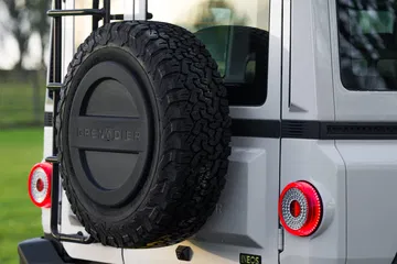Ineos Grenadier Detalles 20