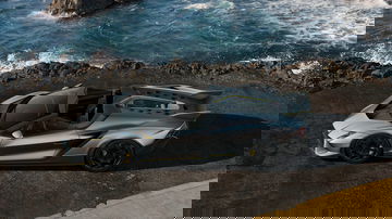 Lamborghini Autentica One Off Despedida V12 03