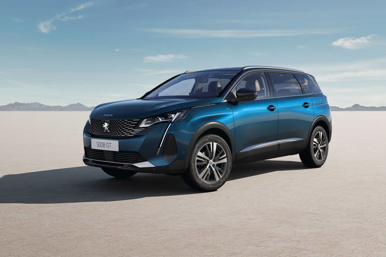 Peugeot 5008 Hybrid 2023 03