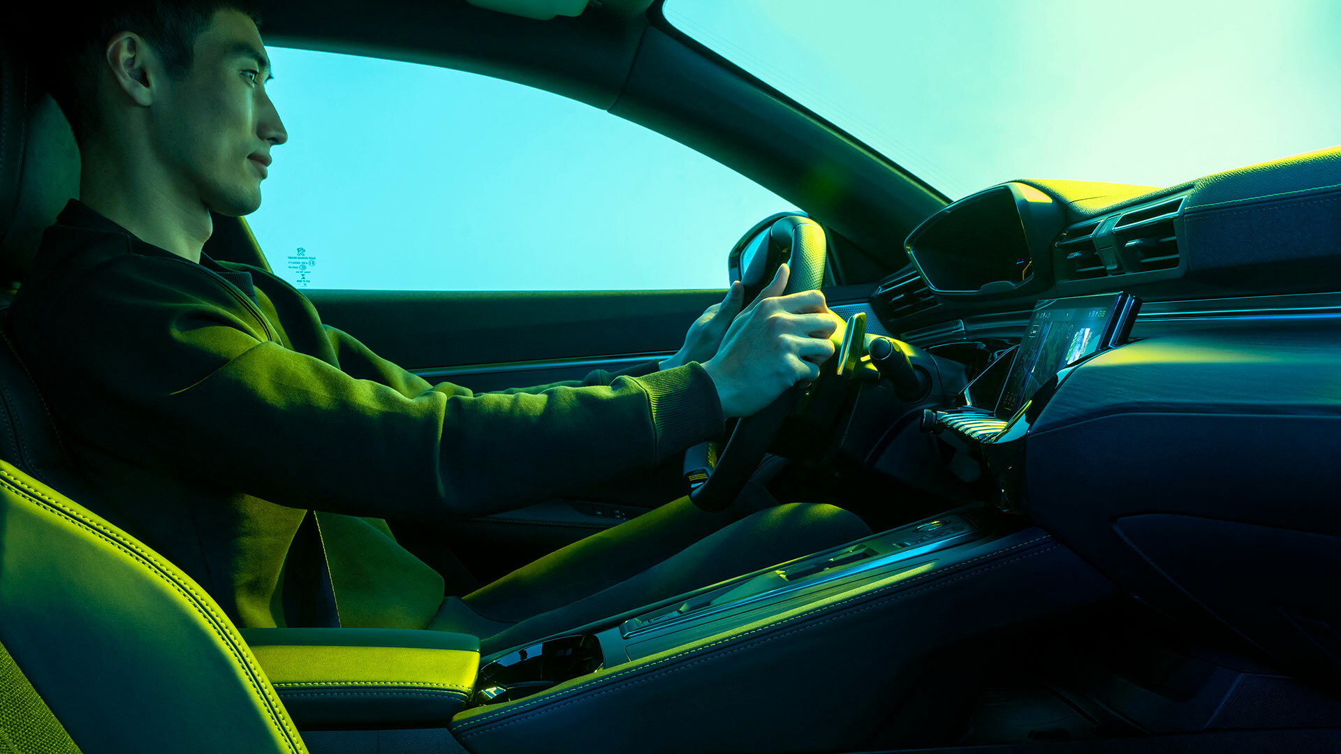 Peugeot 508 Sport Engineered 2023 Interior 01