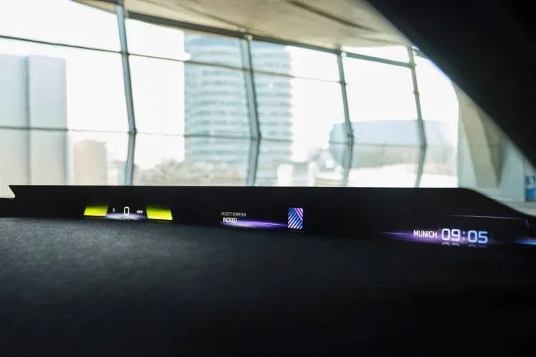 Bmw Panoramic Vision Head Up Display  02