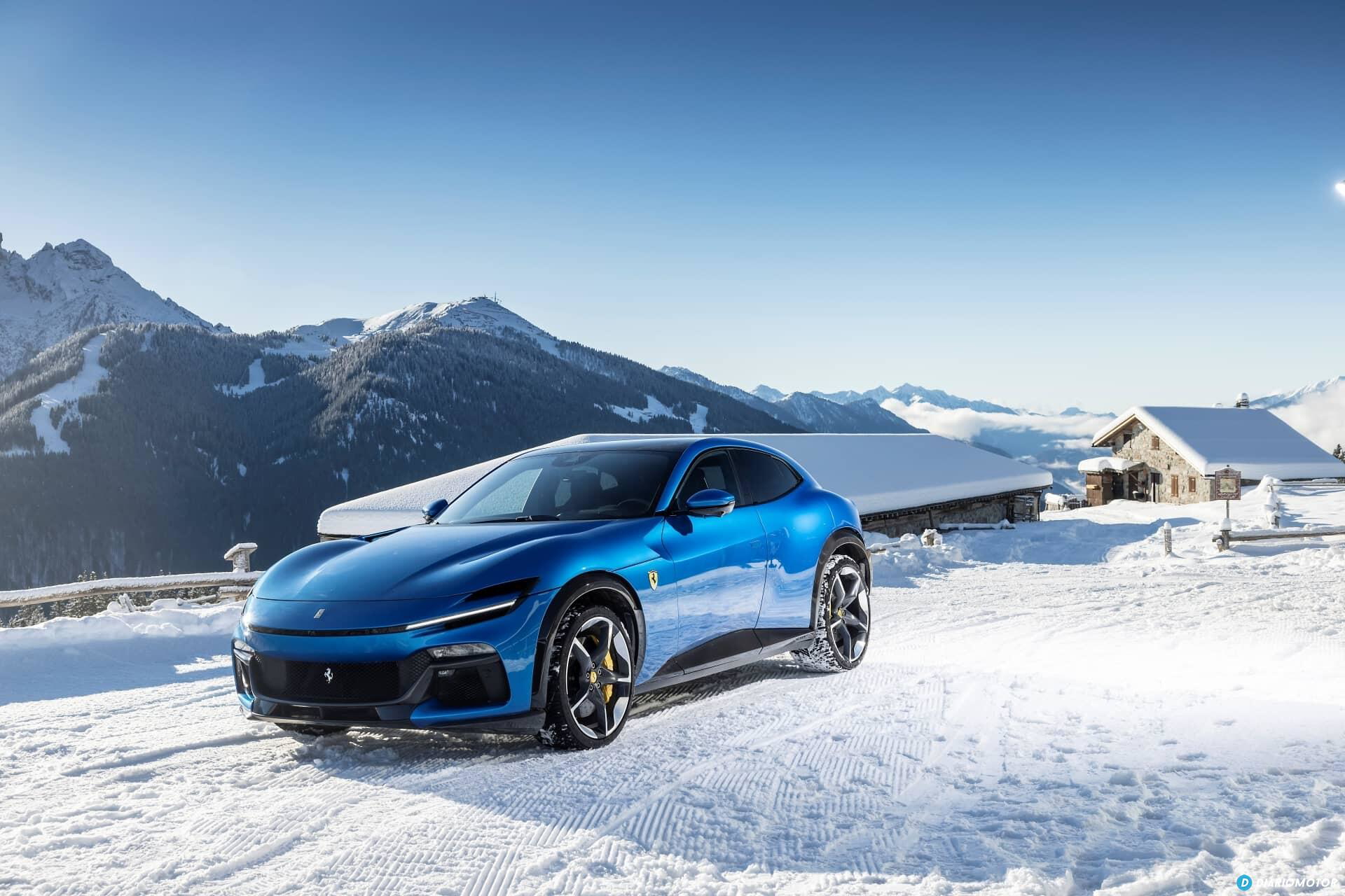 Vista lateral del Ferrari Purosangue destacando su silueta y diseño aerodinámico.