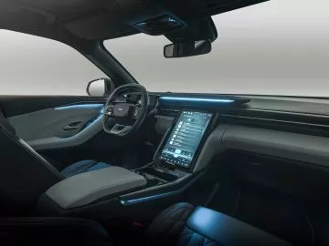 Ford Explorer 2023 Interior 01