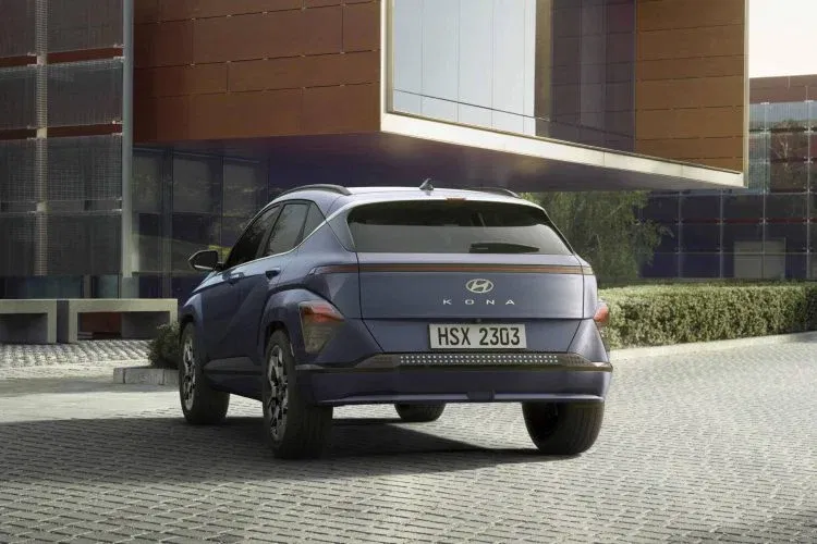 Hyundai Kona 2023 02