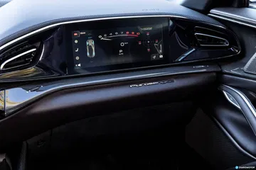 Vista del cuadro de instrumentos digital del Ferrari Purosangue.