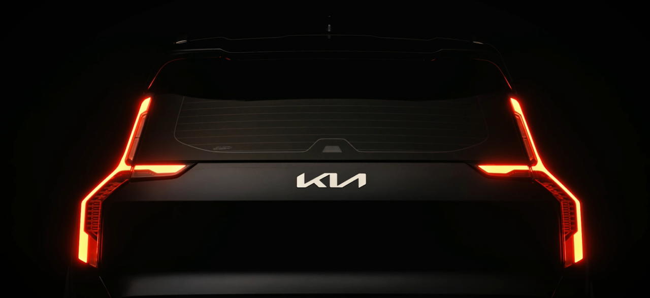 Kia Ev9 Teaser 00 Kia Ev9 Teaser 00