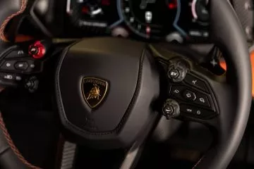 Lamborghini Revuelto 2023 16