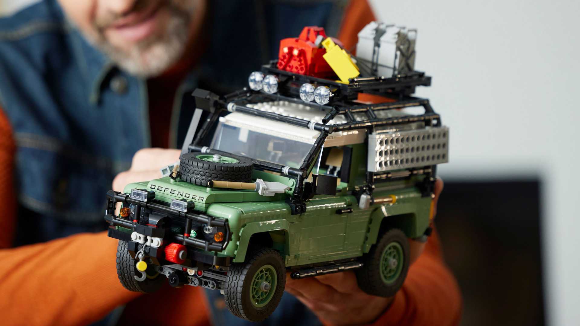 Land Rover Defender 90 Clasico Lego 04