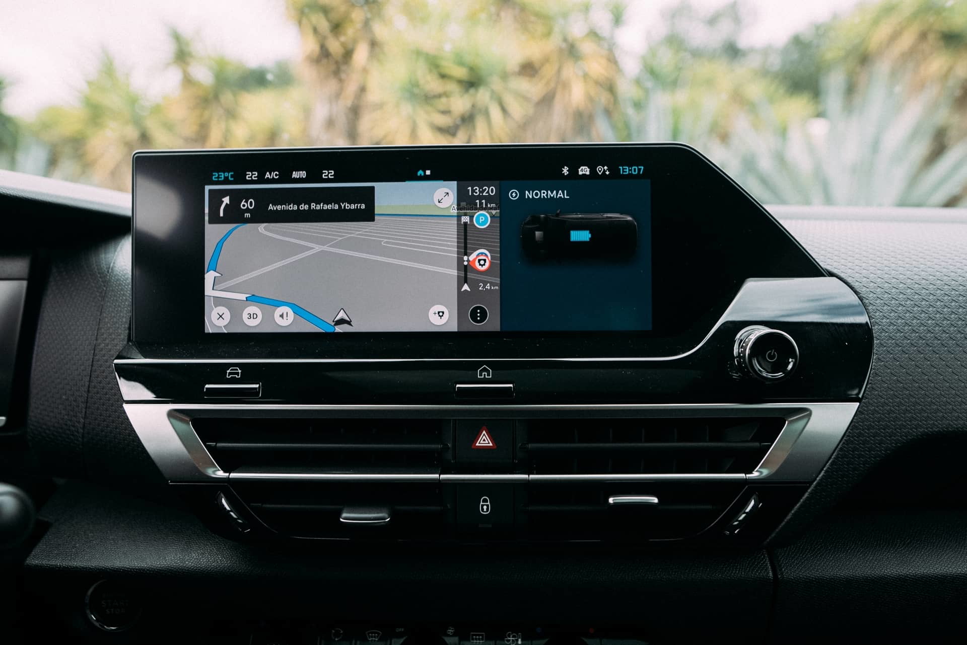 Vista del panel de instrumentos digital del Citroën C4 X.