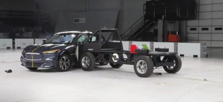 Pruebas Seguridad Iihs 01 Pruebas Seguridad Iihs 01