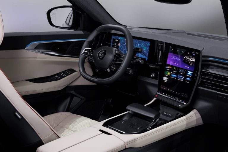 renault-espace-2023-21-6421e448d15d9-768x512.jpg