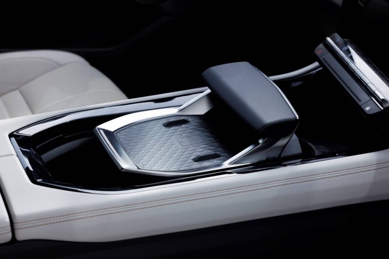 renault-espace-2023-51-6421e4caa0659-768x512.jpg