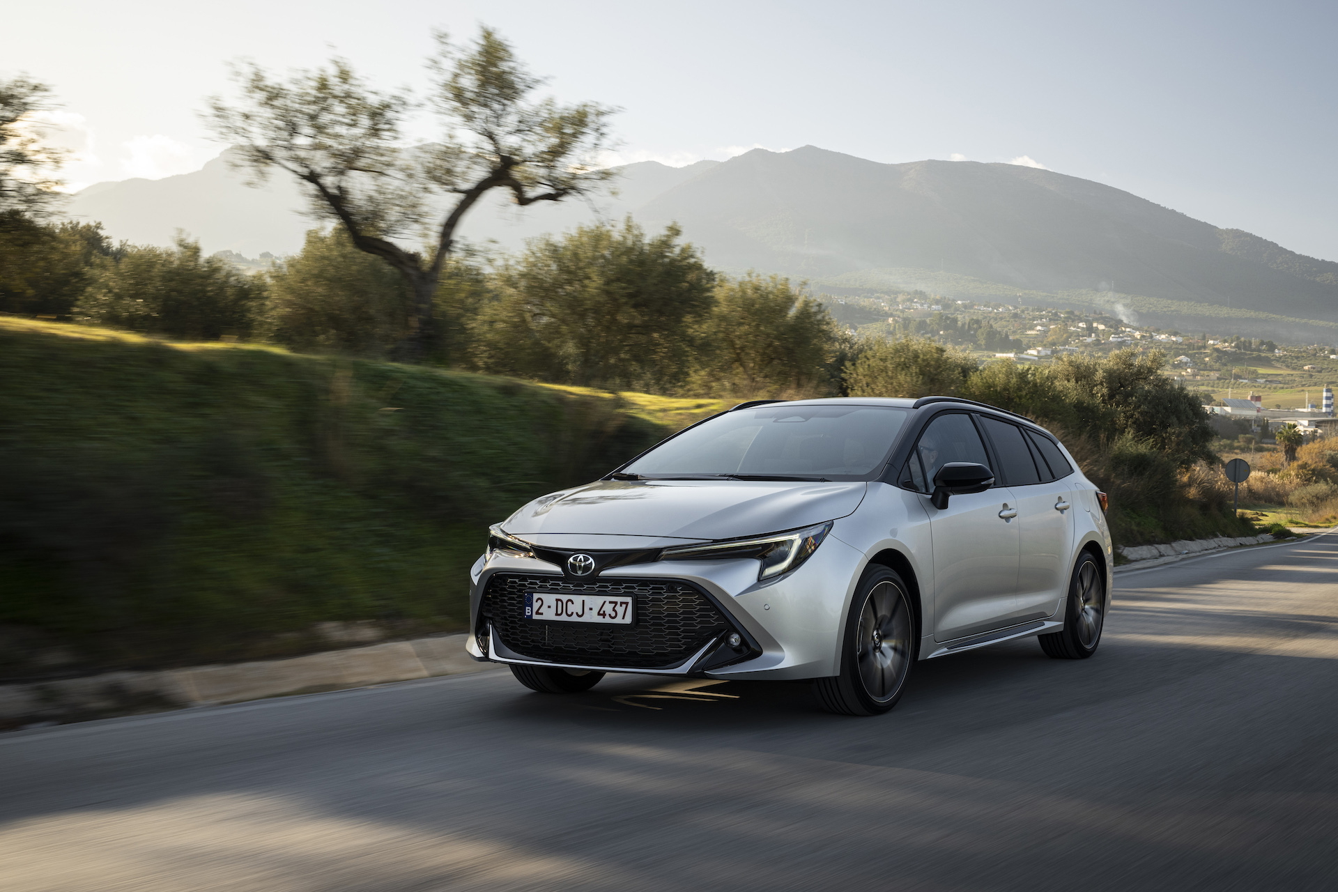 Toma De Contacto Toyota Corolla 2023 26