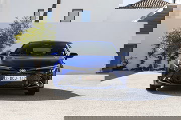Toma De Contacto Toyota Corolla 2023 56