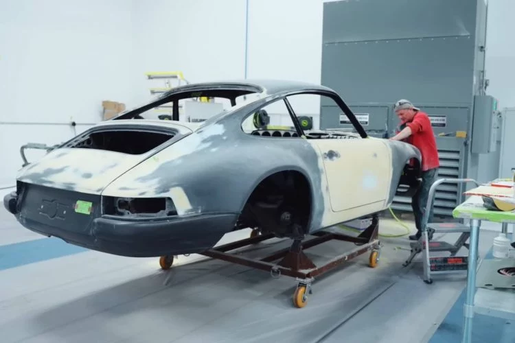 Video Fabrica Singer Porsche 911  03