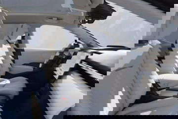 Zeekr X Pantalla Deslizante 02
