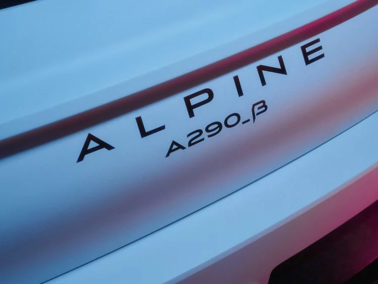 Adelanto Teaser Alpine A290 S 2