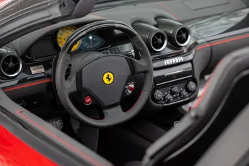 Ferrari 599 Sa Aperta 2010 10