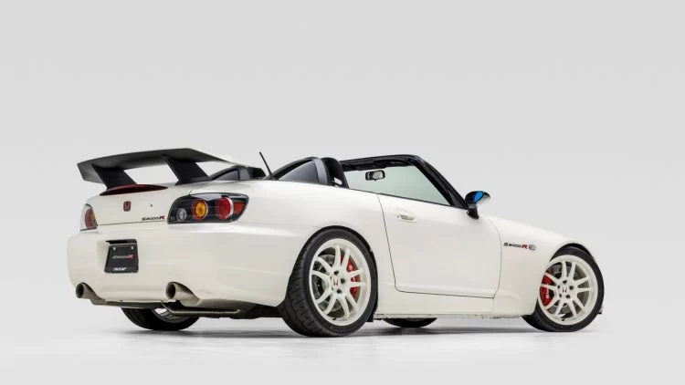 Honda S2000r Restomod 16