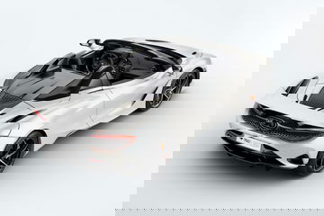 Mclare 750s 2023 24