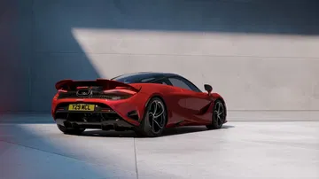 Mclare 750s 2023 49
