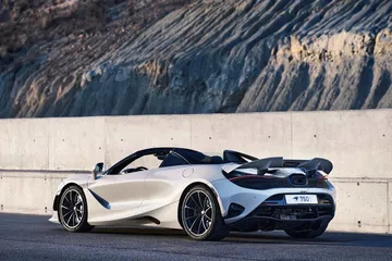 Mclare 750s 2023 56