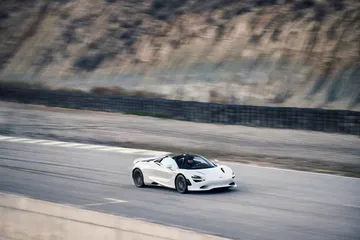 Mclare 750s 2023 62