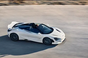 Mclare 750s 2023 65