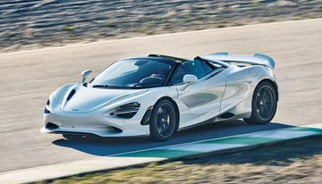 Mclare 750s 2023 66