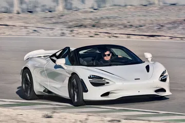 Mclare 750s 2023 70