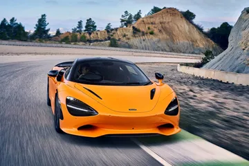 Mclare 750s 2023 77